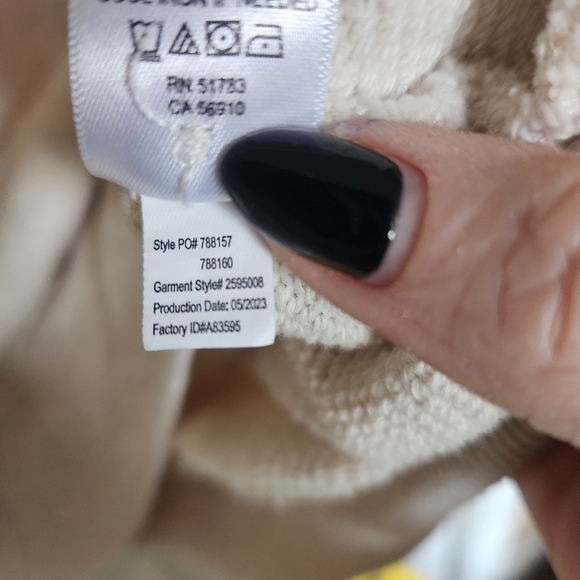 Maurice's Women's Cotton/Polyester Blend Button Crewneck Size XXL in Cream - Picture 11 of 12